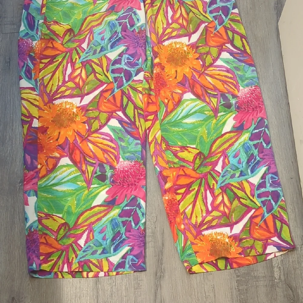 Zara Orange and Pink Casual Bottoms with Tropical Print - Picture 2 of 7